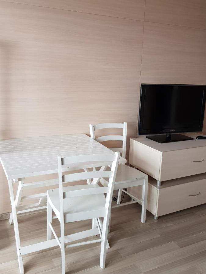 Pajurio Vingis Aparthotel Паланга Екстериор снимка